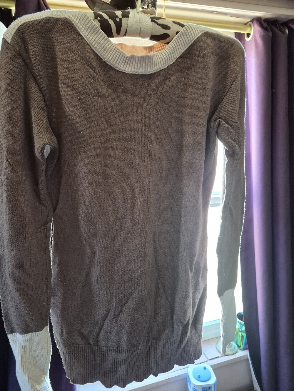 Women’s Long Sleeve Brown And Cream Knit Sweater with Contrast Cuffs